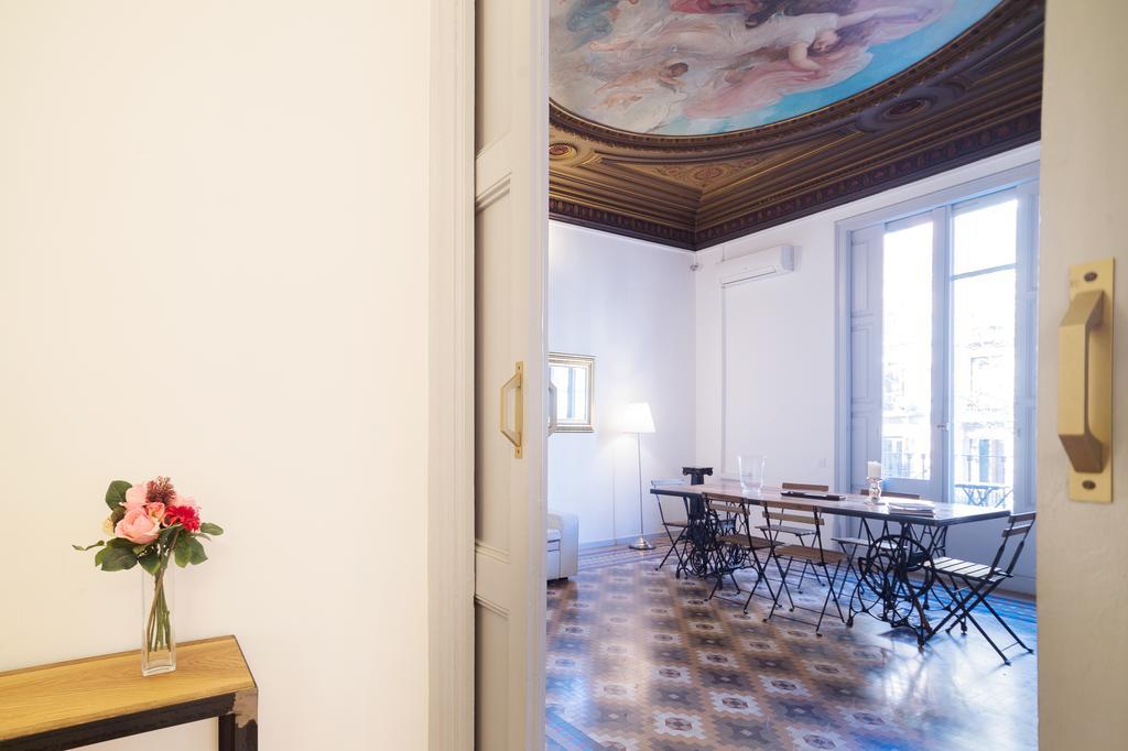 Rafael Music Palace Apartment Barcelona Exterior foto