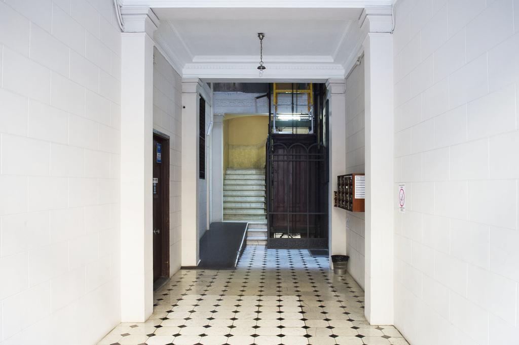 Rafael Music Palace Apartment Barcelona Exterior foto
